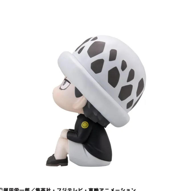 One Piece - Trafalgar Law Statue / Look Up: MegaHouse