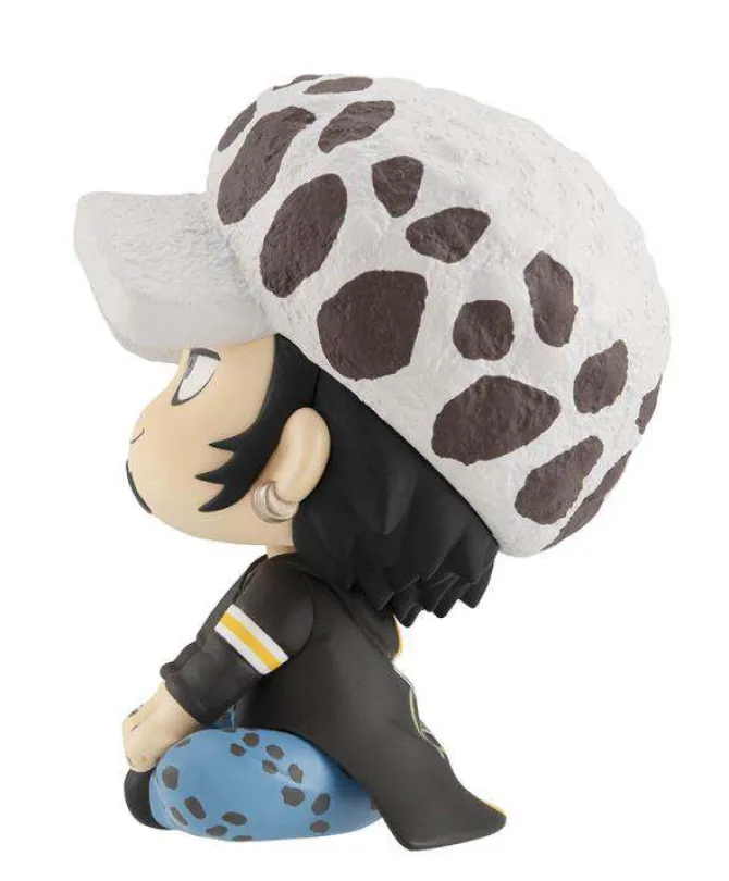 One Piece - Trafalgar Law Statue / Look Up: MegaHouse