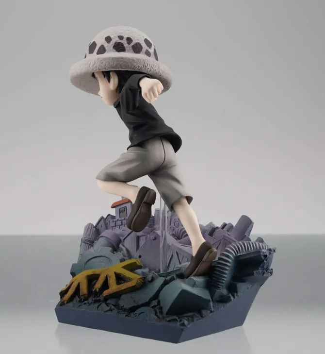 One Piece - Trafalgar Law Statue / Run! Run! Run! G.E.M. Serie: MegaHouse
