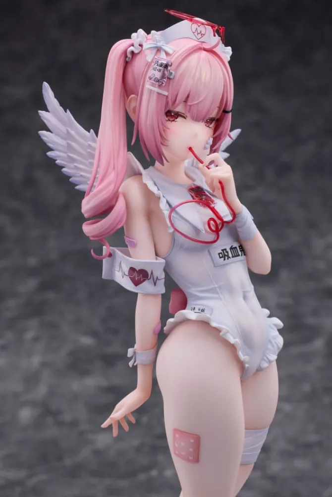 Original Character - Apprentice Nurse Ai Tsukuyomi Statue: Bibi Buttons