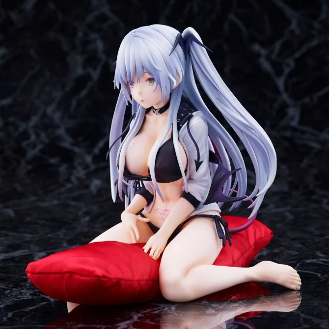 Original Character - Nana Statue / by Akumakko: Union Creative