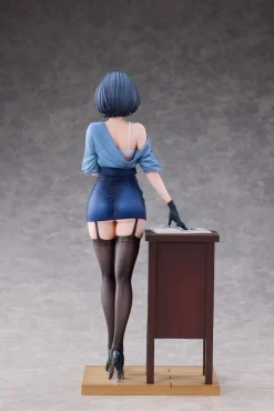 Original Character - Toutotsu ni Nugidasu Tennen Bijutsu Kyoushi Rumi Statue / Illustration by Keso