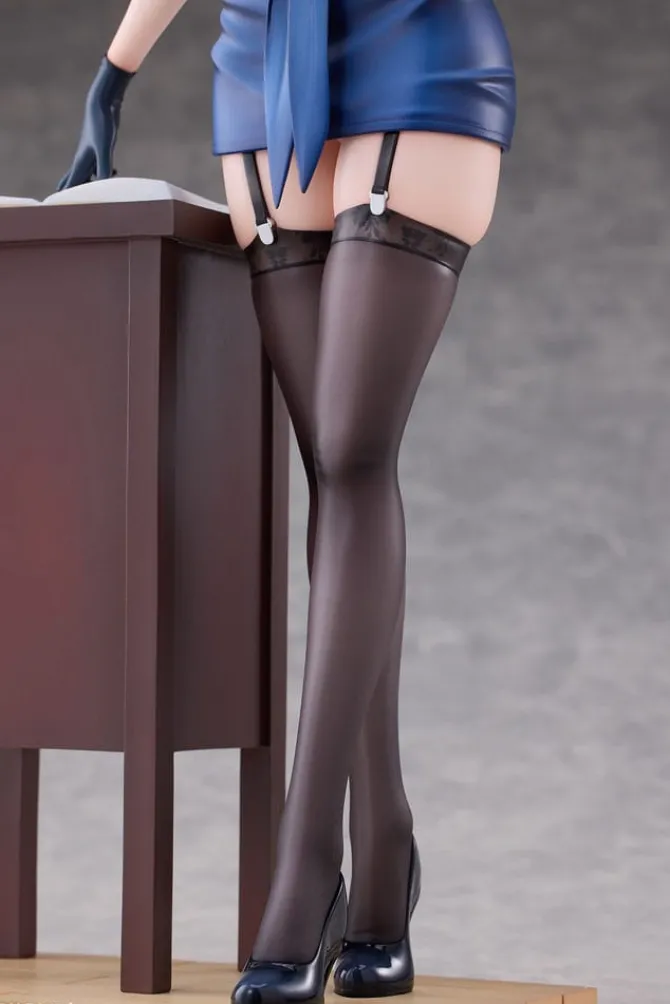 Original Character - Toutotsu ni Nugidasu Tennen Bijutsu Kyoushi Rumi Statue / Illustration by Keso