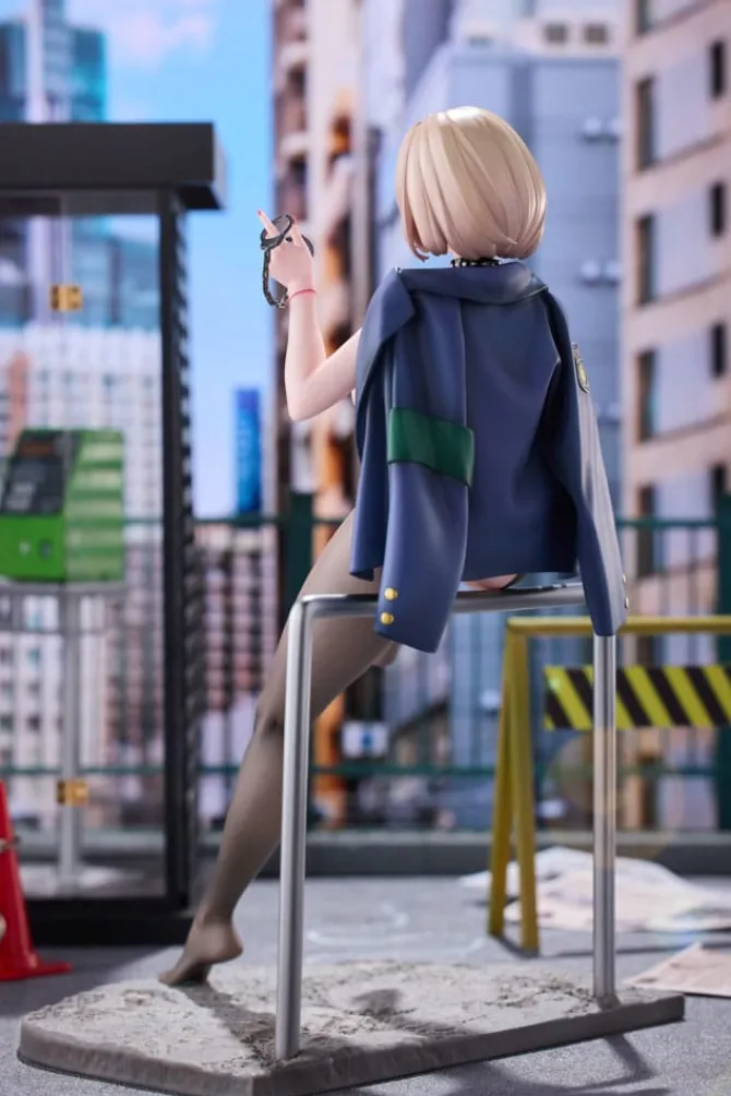 Original Illustration - Naughty Police Statue / Woman Illustration by CheLA77 DX Edition: Hobby Saku