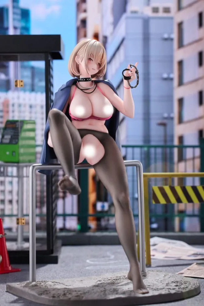 Original Illustration - Naughty Police Statue / Woman Illustration by CheLA77 DX Edition: Hobby Saku