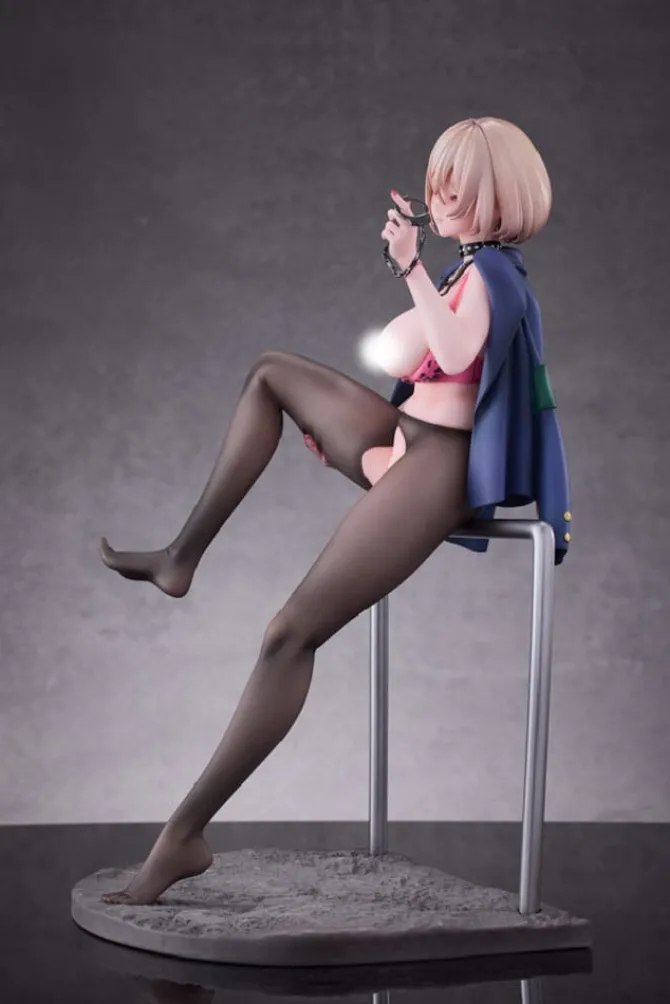 Original Illustration - Naughty Police Statue / Woman Illustration by CheLA77 DX Edition: Hobby Saku