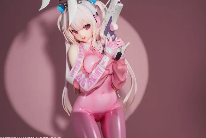 Original Illustration - Super Bunny Statue / Illustrated by DDUCK KONG Limited Edition: Hobby Sakur