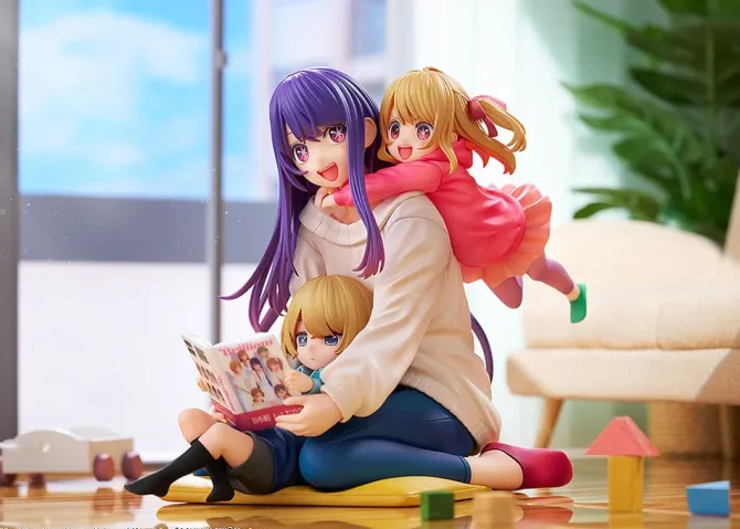 Oshi no Ko - Ai, Aqua & Ruby Mother and Children Statue: Kadokawa