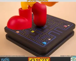 Pac-Man Statue: First 4 Figures
