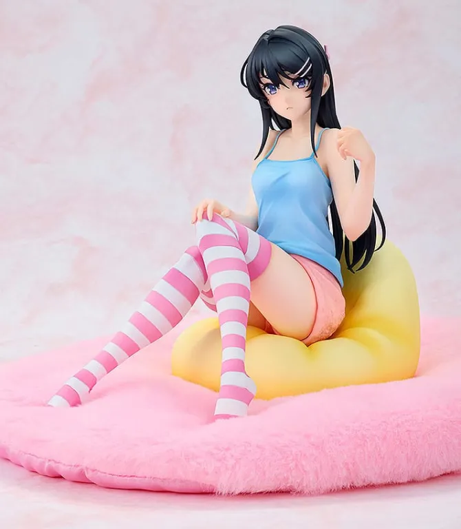 Rascal Does Not Dream of a Knapsack Kid - Mai Sakurajima Statue / Hoodie Look Rabbit Ears: Kadokawa