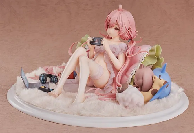 Red: Pride of Eden - Evante Statue / Lazy Afternoon Version: Good Smile Company