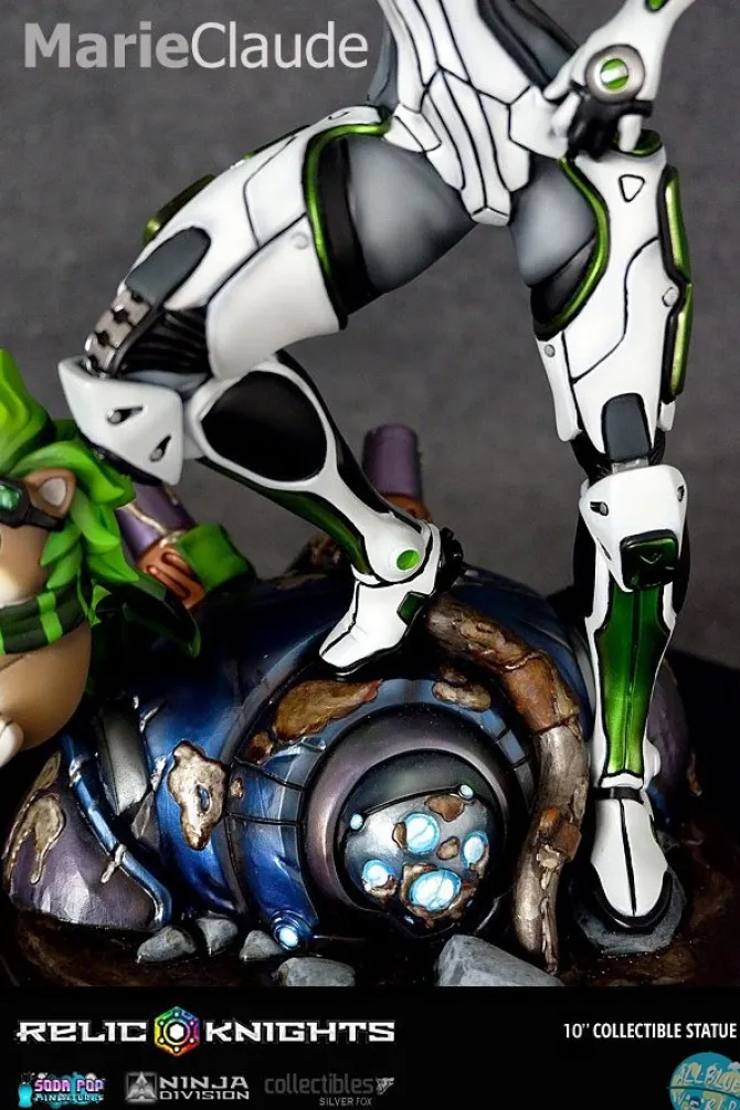 Relic Knights - Marie Claude Statue *Limited*: Silver Fox Collectibles