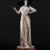 Resident Evil Village - Lady Dimitrescu Statue: Pure Arts