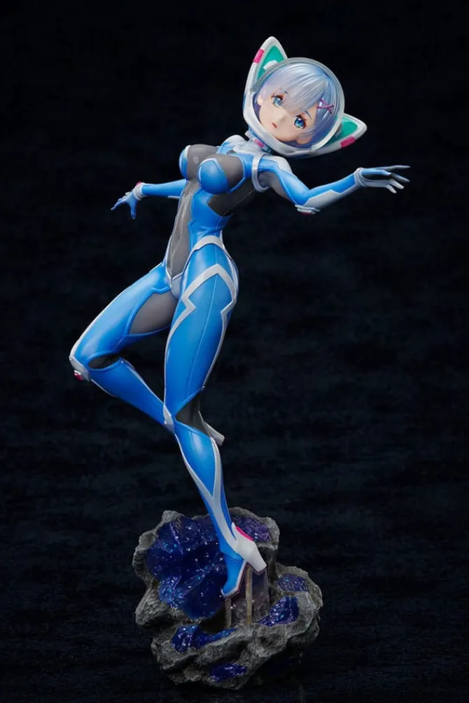 Re:Zero Starting Life in Another World - Rem Statue / A×A SF Space Suit: Design COCO