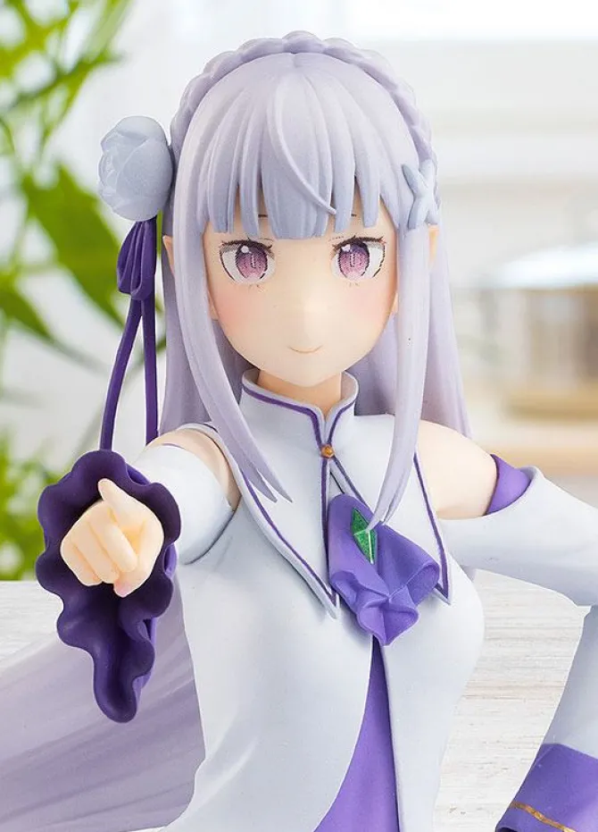 Re:ZERO -Starting Life in Another World - Emilia Statue: Kadokawa