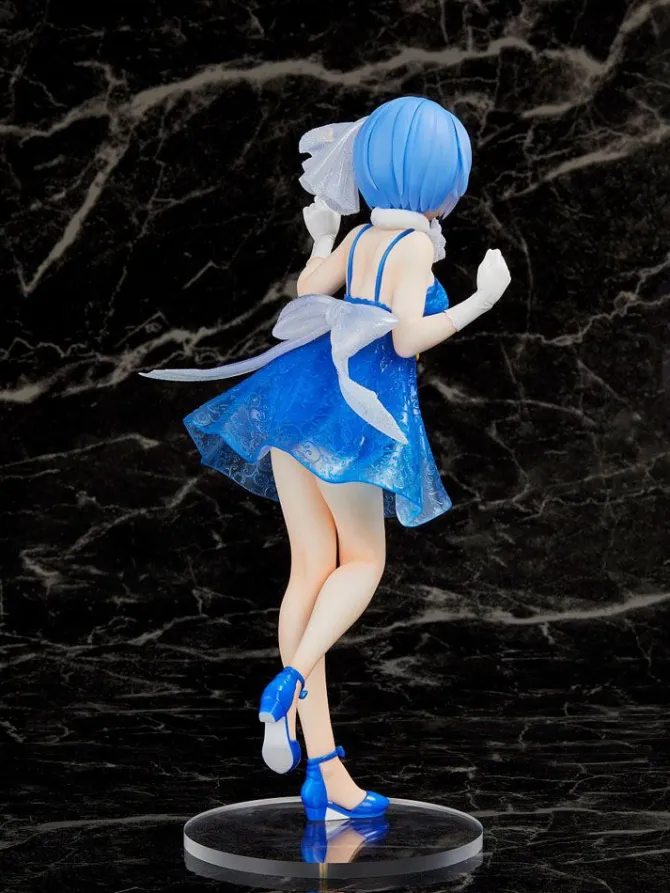 Re:Zero Starting Life in Another World - Rem Figur / Clear Dress Version: Taito