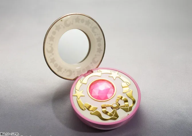 Sailor Moon - Sailor Moon Verwandlungsbrosche / Proplica - Briliant Color Edition: Bandai