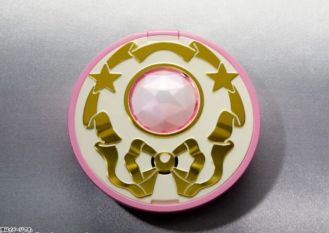 Sailor Moon - Sailor Moon Verwandlungsbrosche / Proplica - Briliant Color Edition: Bandai