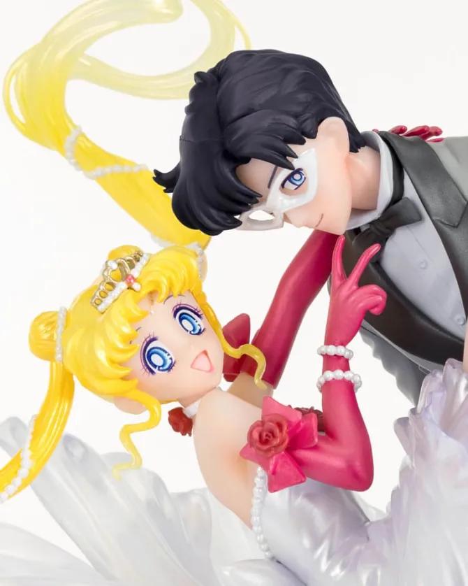 Sailor Moon - Usagi & Tuxedo Mask Statue / FiguartsZERO - Chouette: Tamashii Nations