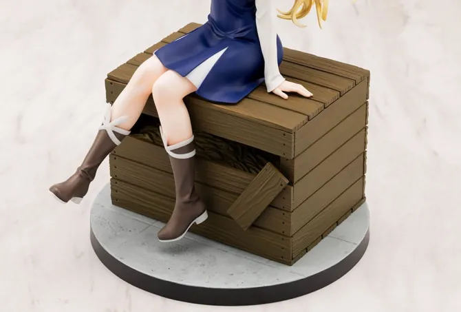 Sasaki and Peeps - Elsa Statue: Kotobukiya