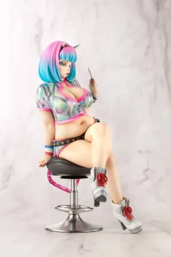 Sculptor Original - Katie Moon's Trick or Treat Statue / by Yoshiki Fujimoto: Kotobukiya