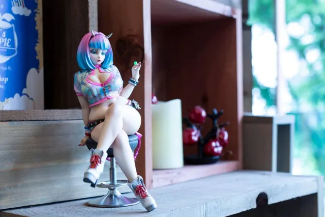 Sculptor Original - Katie Moon's Trick or Treat Statue / by Yoshiki Fujimoto: Kotobukiya