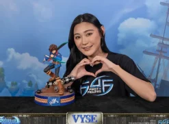 Skies of Arcadia - Vyse Statue / Standard Edition: First 4 Figures