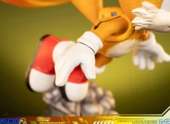 Sonic the Hedgehog 2 - Tails Standoff Statue: First 4 Figures