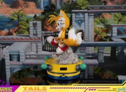 Sonic the Hedgehog - Tails Statue: First 4 Figures
