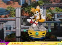 Sonic the Hedgehog - Tails Statue: First 4 Figures