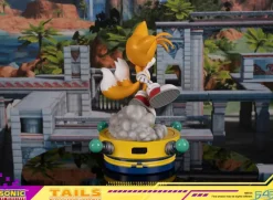 Sonic the Hedgehog - Tails Statue: First 4 Figures