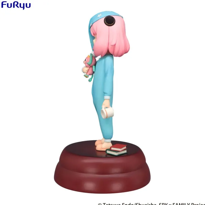 Spy × Family - Anya Forger with Penguin Figur / Sleepwear Exceed Creative: Furyu