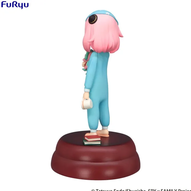 Spy × Family - Anya Forger with Penguin Figur / Sleepwear Exceed Creative: Furyu