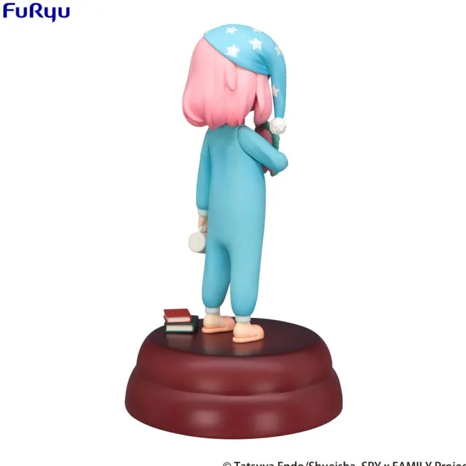 Spy × Family - Anya Forger with Penguin Figur / Sleepwear Exceed Creative: Furyu