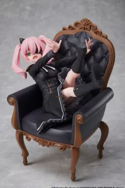 Spy Classroom - Annett Statue: Elcoco