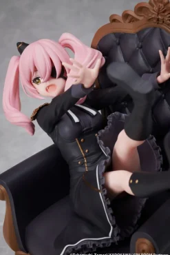 Spy Classroom - Annett Statue: Elcoco