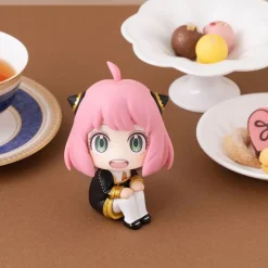 Spy x Family - Anya Forger Statue / Look Up - Limited Edition: MegaHouse