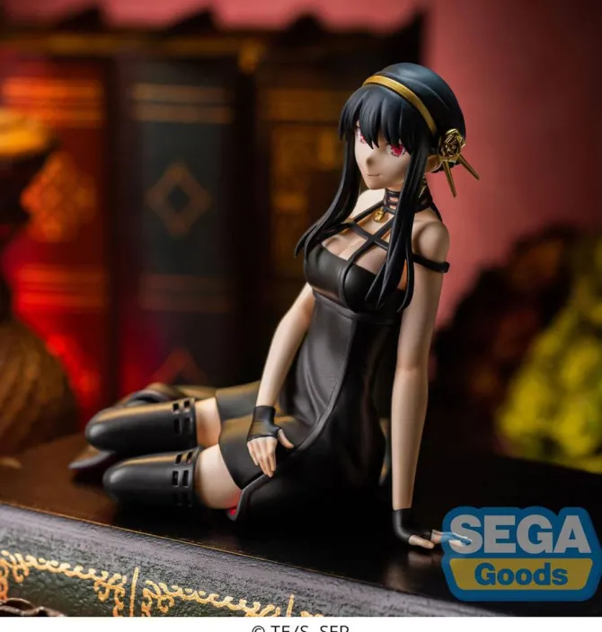 Spy x Family - Yor Forger Statue / Perching: Sega