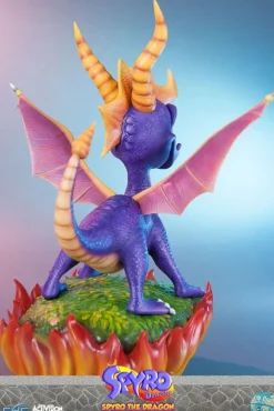 Spyro the Dragon - Spyro Statue: First 4 Figures