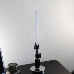 Star Wars - Darth Vader Light Saber / Schreibtischlampe: The Source