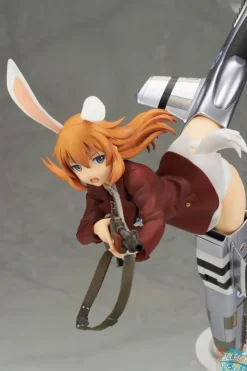 Strike Witches - Charlotte E. Yeager Statue: Alter