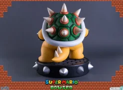 Super Mario - Bowser Statue: First 4 Figures