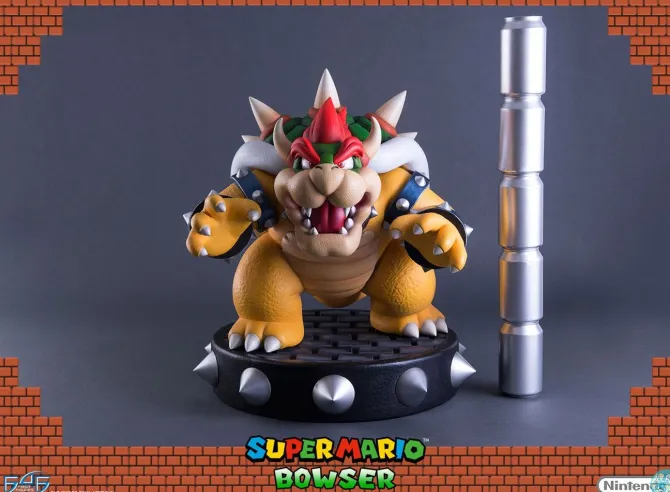 Super Mario - Bowser Statue: First 4 Figures