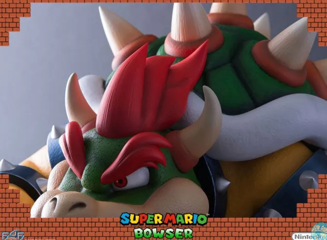 Super Mario - Bowser Statue: First 4 Figures