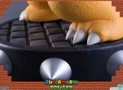 Super Mario - Bowser Statue: First 4 Figures