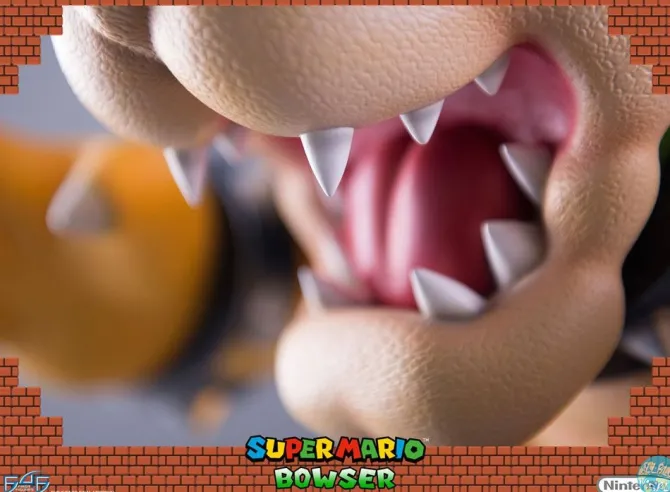 Super Mario - Bowser Statue: First 4 Figures