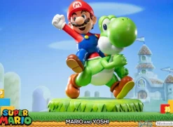 Super Mario - Super Mario & Yoshi Statue: First 4 Figures