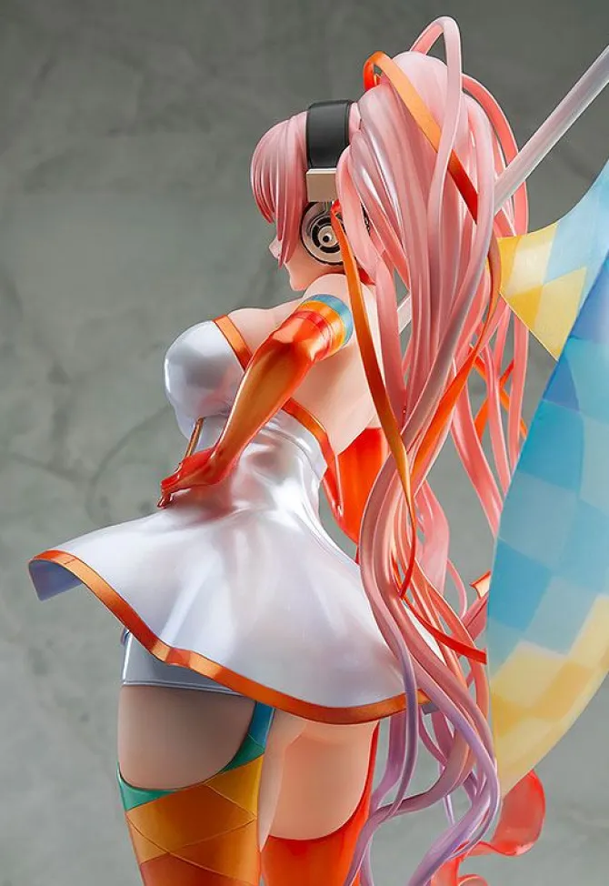 Super Sonico - Sonico Statue - Racing Version 2016: Max Factory