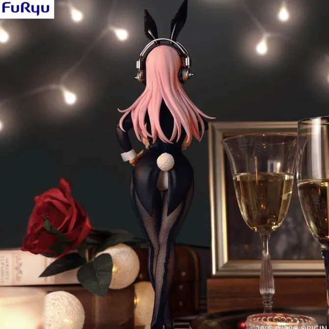 Super Sonico - Super Sonico Statue / BiCute Bunnies - Tailcoat Ver.: Furyu