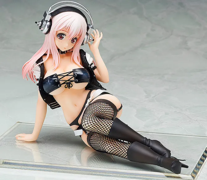Super Sonico - Super Sonico Statue / After the Party Version: Good Smile Company